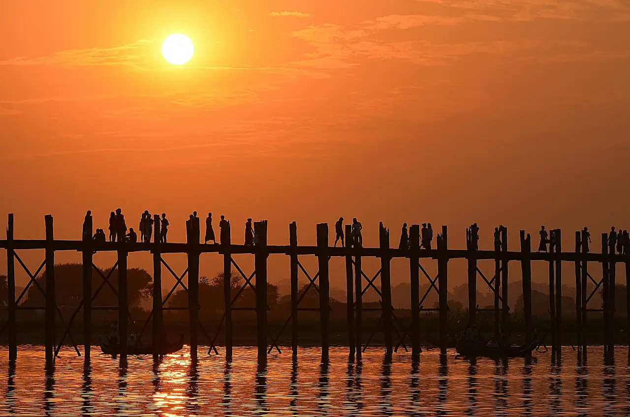 U Bein teak bridge at sunset, Amarapura near Mandalay