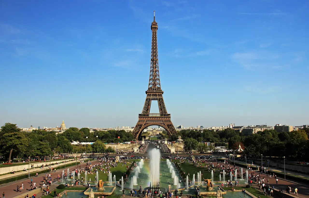 Versailles & the Eiffel Tower