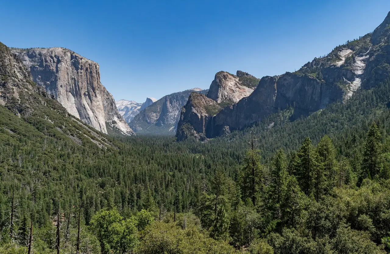 Yosemite Valley from Tunnel View