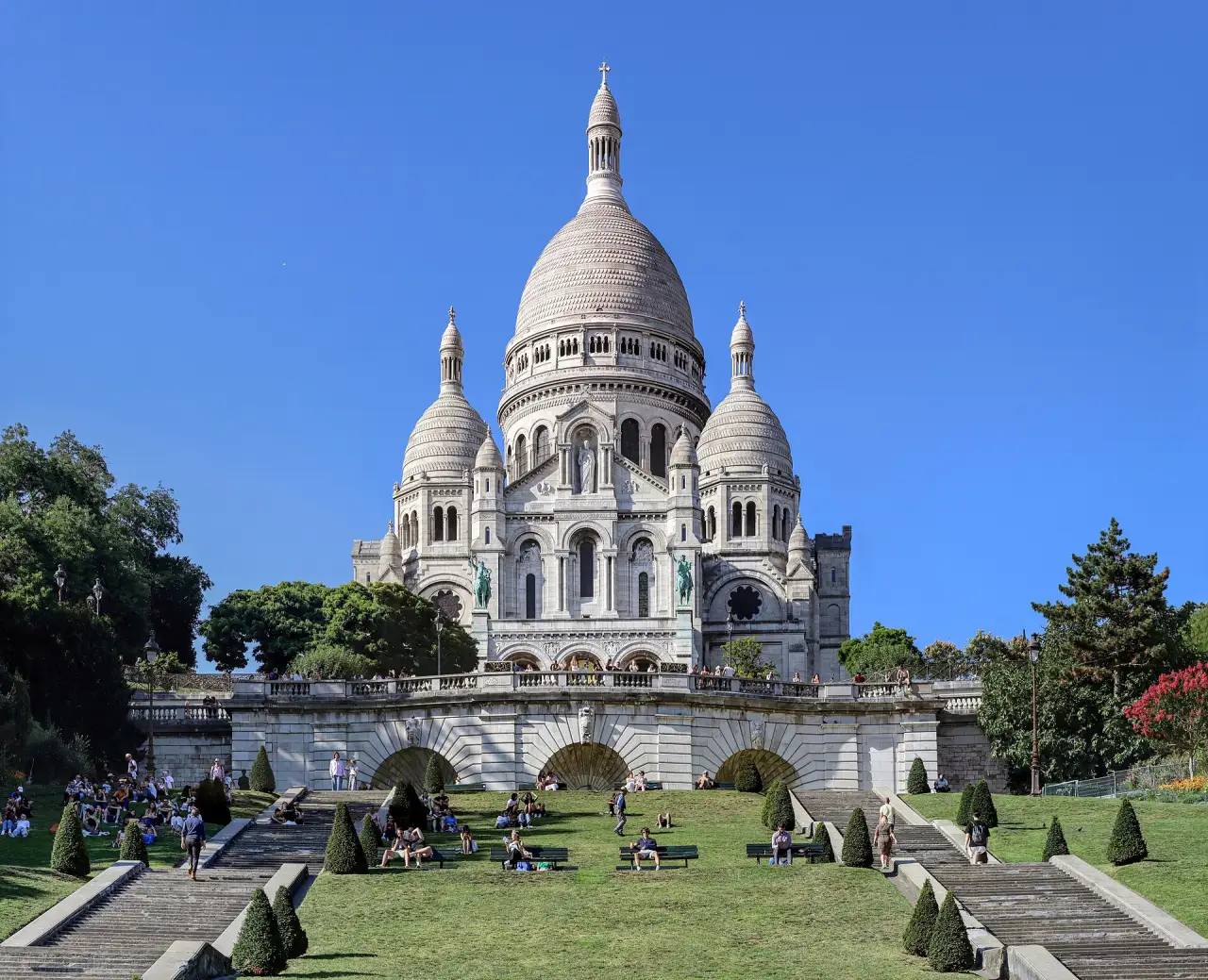 The Sacré-Cœur basilica in Montmartre, Paris