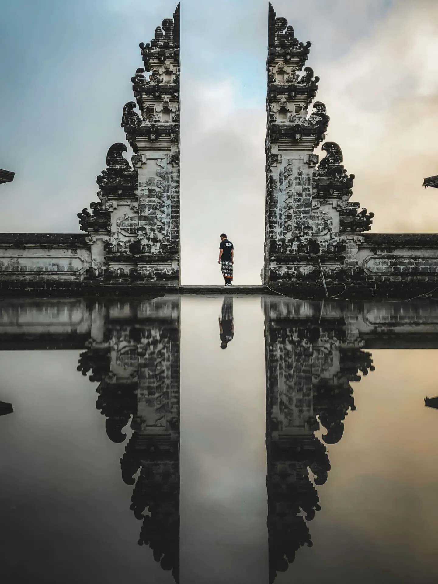 East Bali Temples and Water Palaces, Sidemen