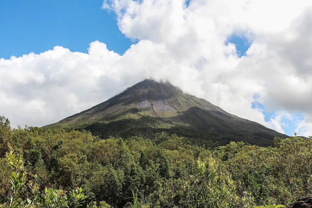 Costa Rica, Cloud Forest to Coast
