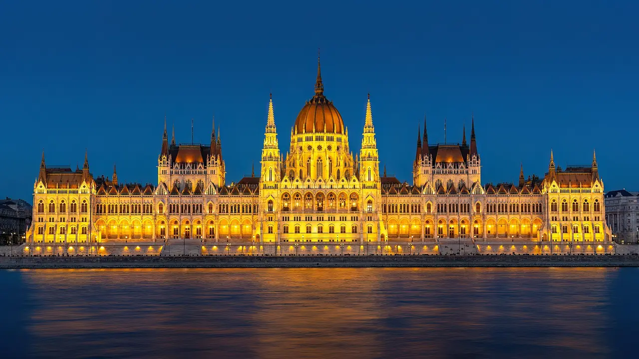 Danube & Rhine, Castles and Vineyards