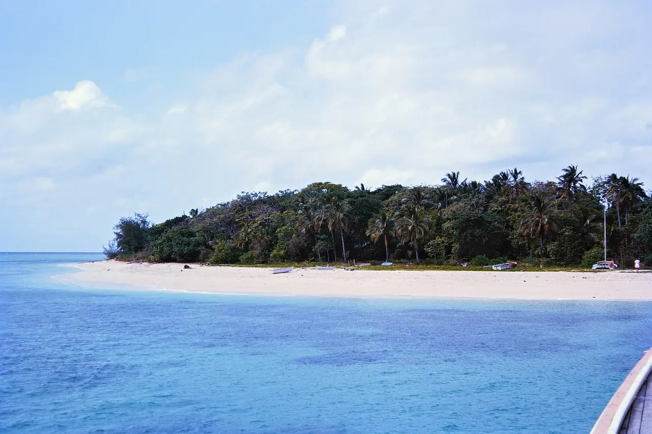 Green Island Reef Day
