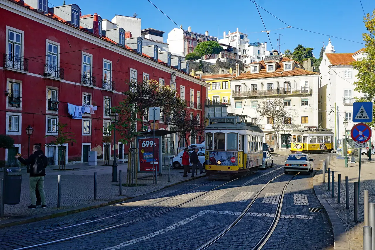Lisbon, Sintra & the Douro Valley